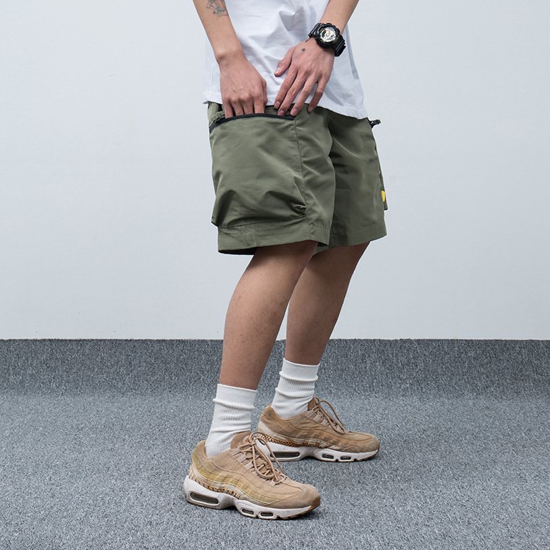 2024 Summer Retro Big Pocket Casual Workwear Shorts Herr Lös Fem Poäng