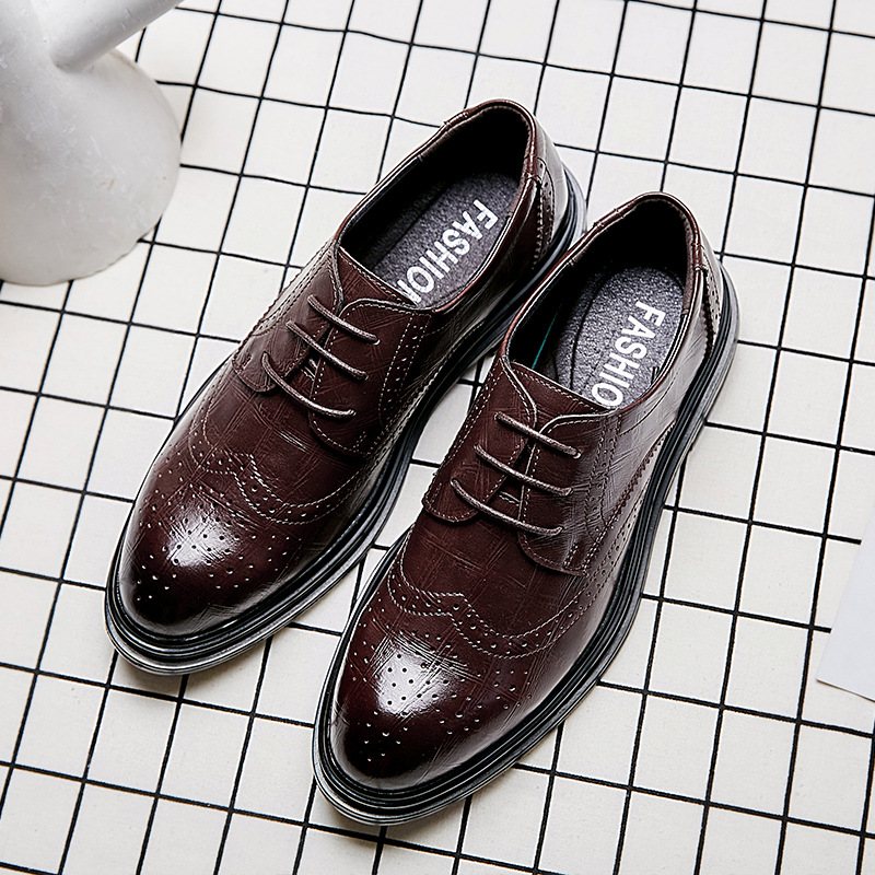 Herr Klänning Skor Ny Vår Ungdom Svart Business Casual Trend Brogue Snidade