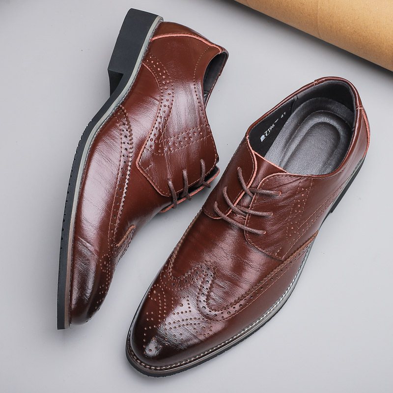 Herrskor Brogue Skor Klänning Business Casual Stor Storlek Spring Low Top Snitt Läder Yta Gentleman