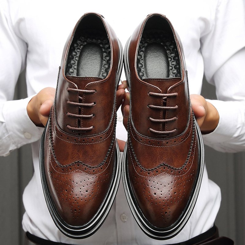 Höstklänning För Män Skor Med Spetsad Tå Klänning Brogue Män Trend Ungdom Business Casual