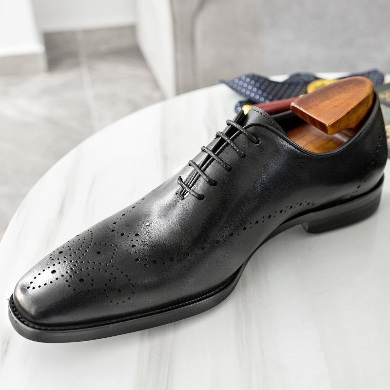 2024 Brogue Skor Snidade Herrskor Affärsformellt Läder Spetsad Klänning Retro Dress