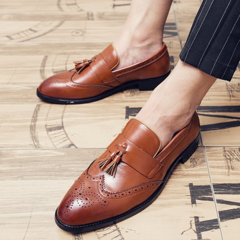 Brogue Skor Herrskor Slip-on Andas Trendig Ungdom Business Casual Klänning Spetsiga Ärtor