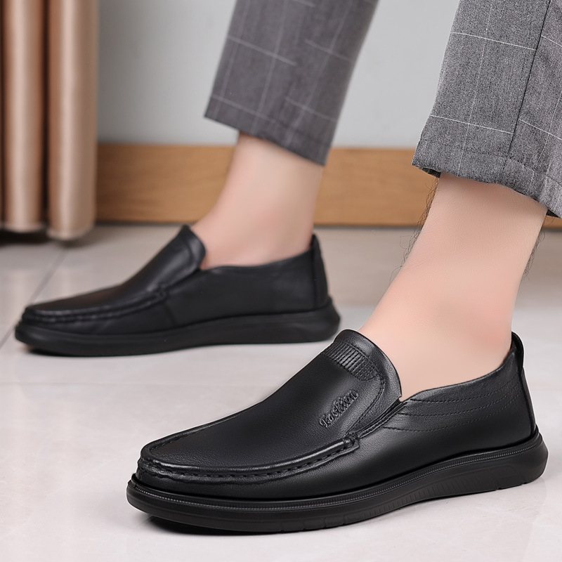 Nya Läder För Män Casual Doudou Skor Slip-on Herrskor Med Mjuk Botten Och Yta