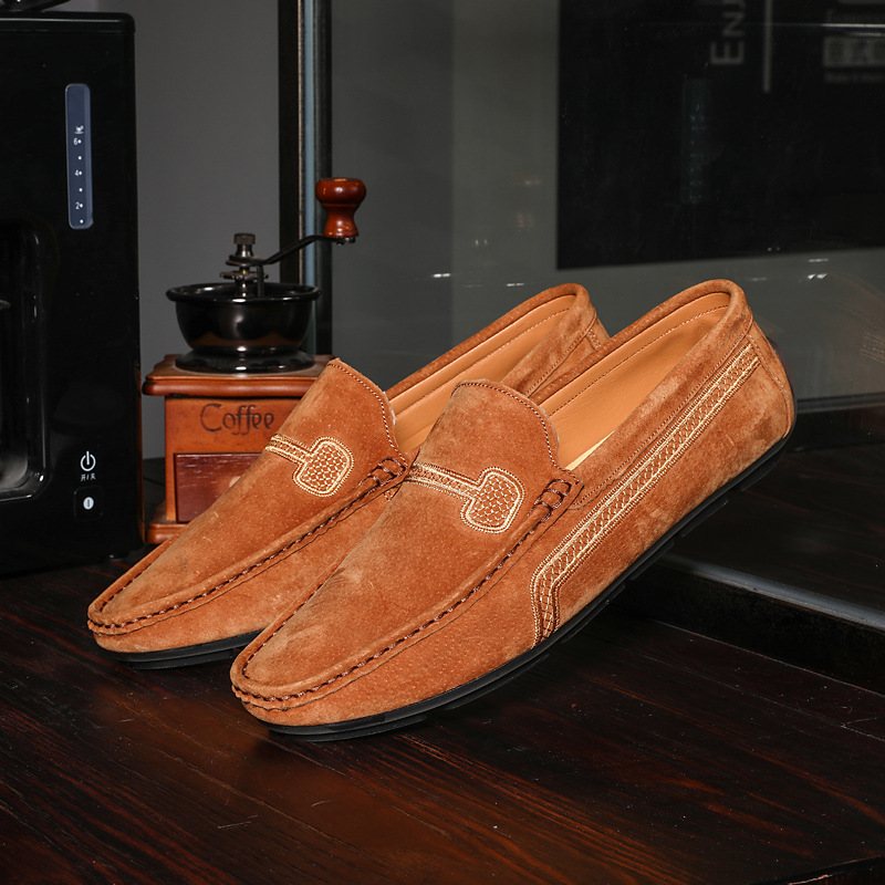 Stor Storlek Slip-on Loafers Läderärter Skor Casual Trendiga Herrskor Retro Körskor Nya