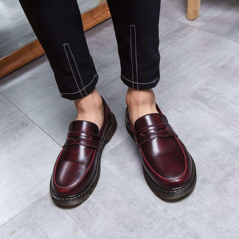 Trendiga Skor Sommar Andas Stora Huvudklänning För Män Rund Tå Slip-on Vardagsskor Mode Loafers