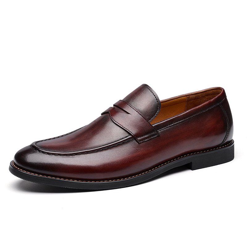 Våren Set Med Fötter Business Herrskor Fritidsskor Tjocksulade Herr Loafers Äkta Läder Slip-on Klänning Skor Kohud