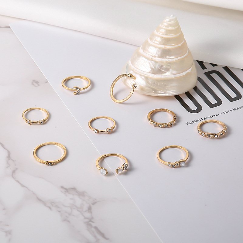 Astral Crescent Moon Ring Set Med 9 Kreativa Fogringar I Retrolegering