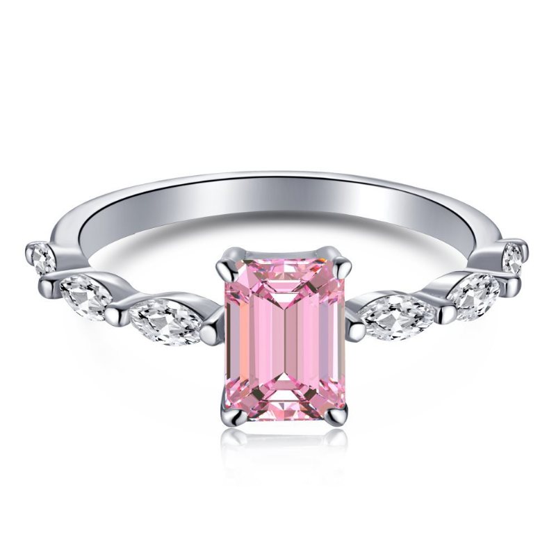 S925 Sterling Silver Ring Kvinnlig Vattendroppe Mode Rad Med Diamanter Söt Persika Hjärta Temperament Fyrkantig Diamant Rosa Högkolhaltig Diamantring