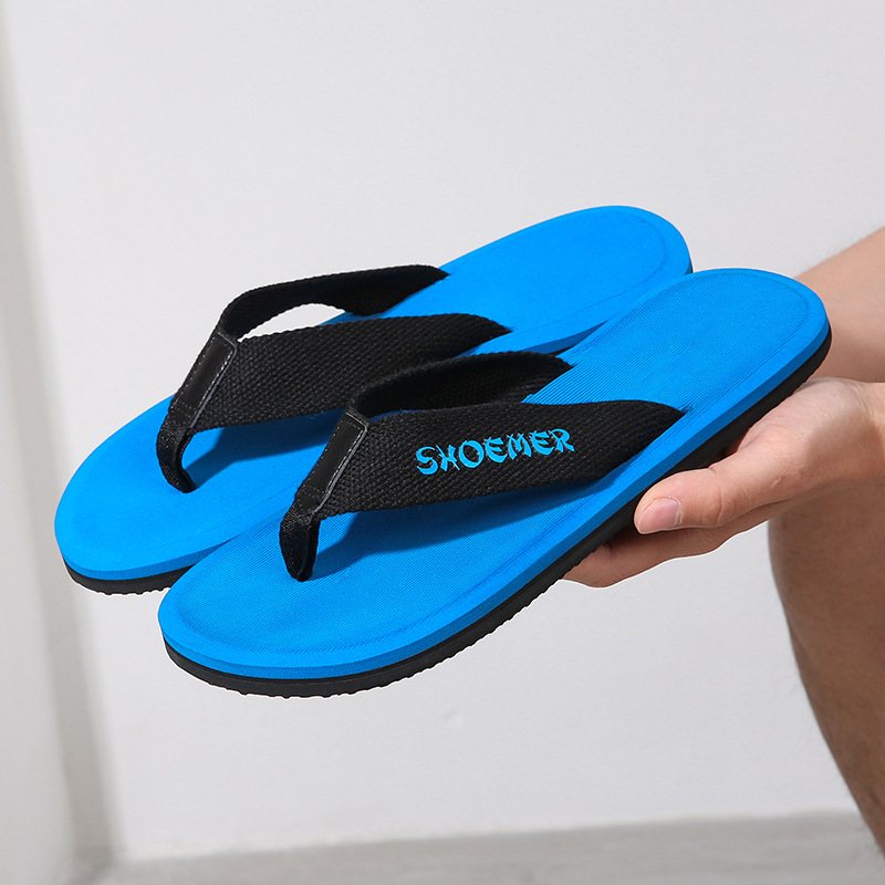 2024 Nya Sommaren Herr Gummi Strand Flip Flops Mode Sandaler Tofflor Skor