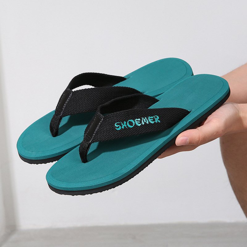 2024 Nya Sommaren Herr Gummi Strand Flip Flops Mode Sandaler Tofflor Skor