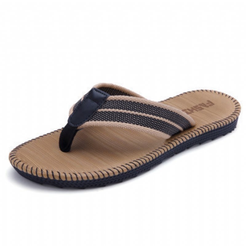 2024 Nya Tofflor Herr Sommar Halkfria Flip Flops Strandskor Trendig Personlighet Utomhus Pinch Sandaler