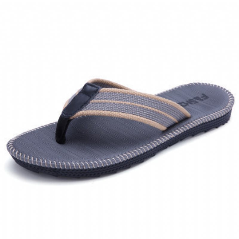 2024 Nya Tofflor Herr Sommar Halkfria Flip Flops Strandskor Trendig Personlighet Utomhus Pinch Sandaler