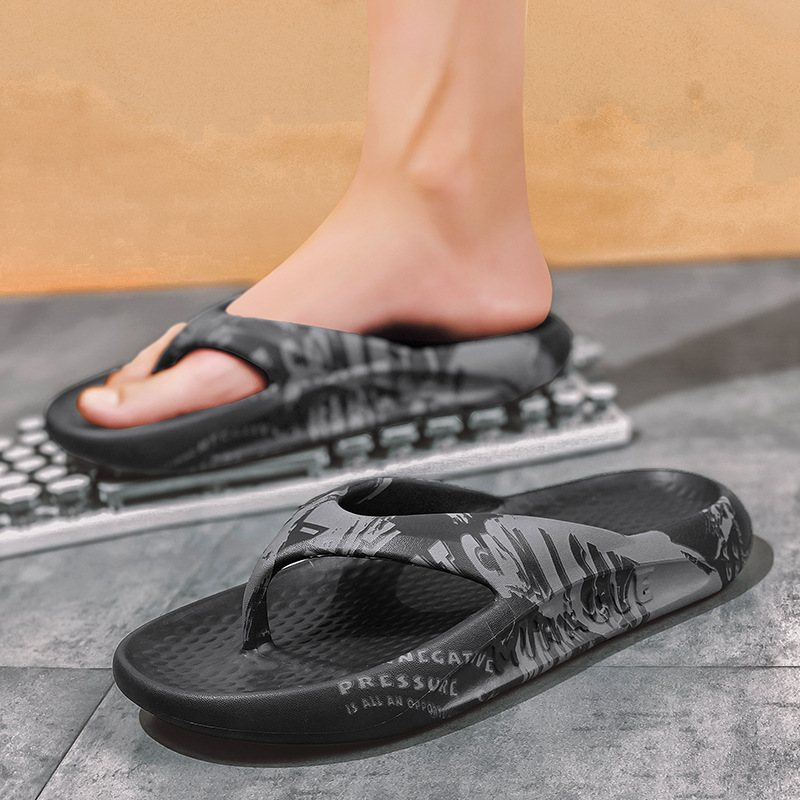 2024 Sommar Ny Stil Flip Flops Herrrum Strand Tjock Botten Trend Fritidsandaler Tofflor Skor Herr