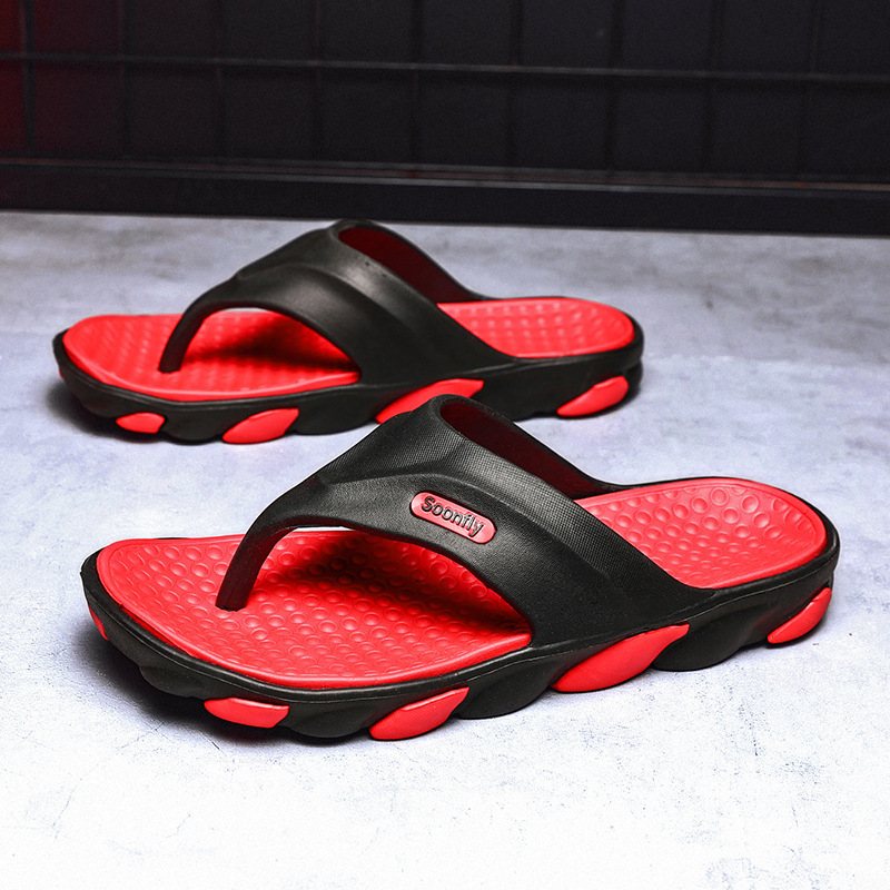 2024 Sommaren Trendiga Tofflor Utomhus Flip Flops Stor Storlek Män Casual Sandaler Strandsandaler Hane