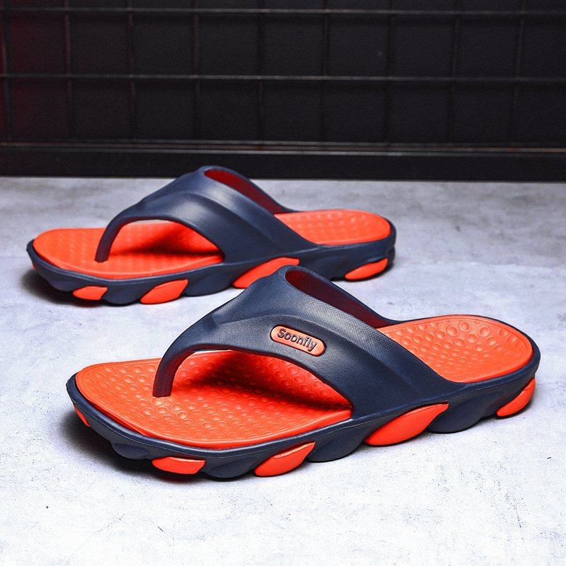 2024 Sommaren Trendiga Tofflor Utomhus Flip Flops Stor Storlek Män Casual Sandaler Strandsandaler Hane