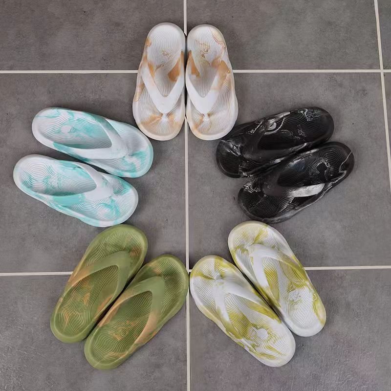 Flip Flops Herr Sommar Ny Streamer Gradient Blandad Färg Tjock Botten Trendig Mjuk Halkfria Sandaler Tofflor Skor