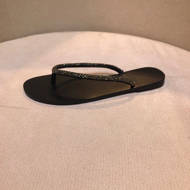 2024 Sommar Nytt Mode Strass Flip Flops Platta Stringtrosor Sandaler Tofflor Skor Stora Kvinnor