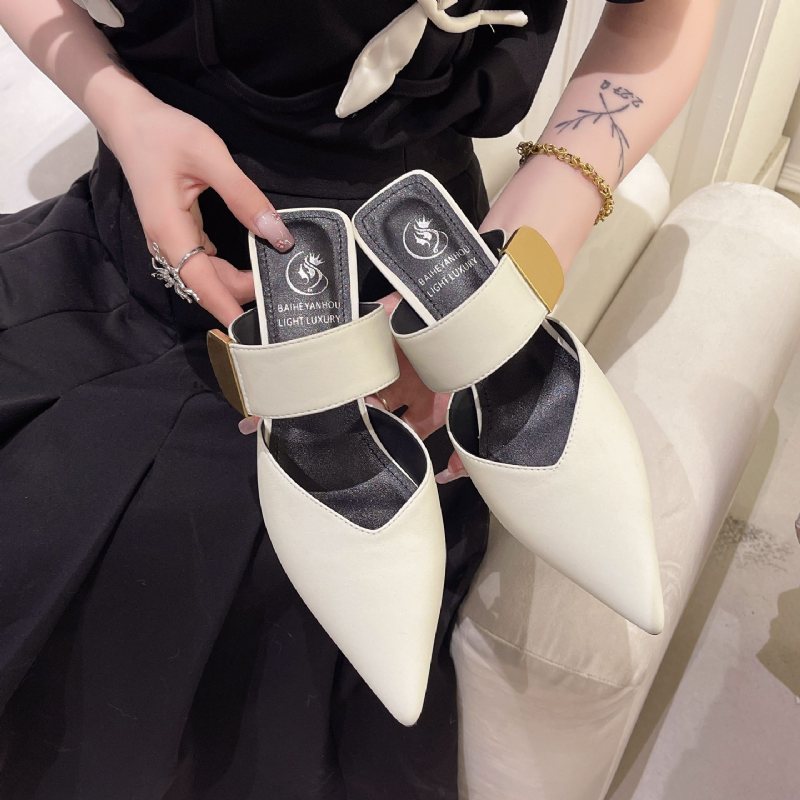 Fårskinn Muller Skor White Baotou Stiletto Medium Heel Shoes Dam 2024 Nya Höstens Spetsiga Tå Högklackade Sandaler