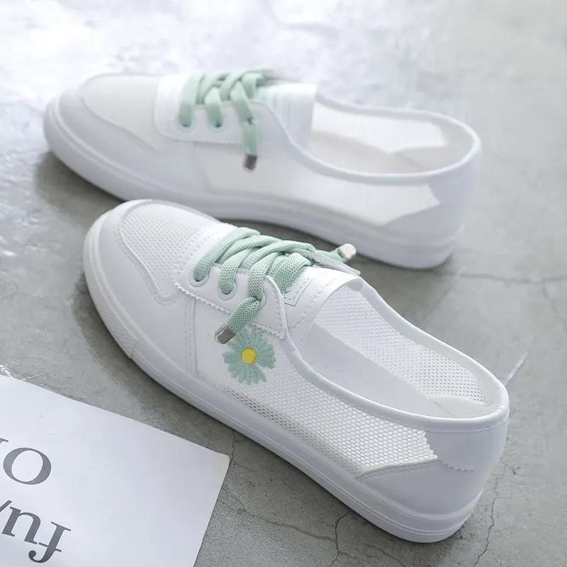 Damskor 2024 Våren Och Sommaren Nya Platt Botten Mesh Andas Daisy Sneakers Trendiga Skor Doudou